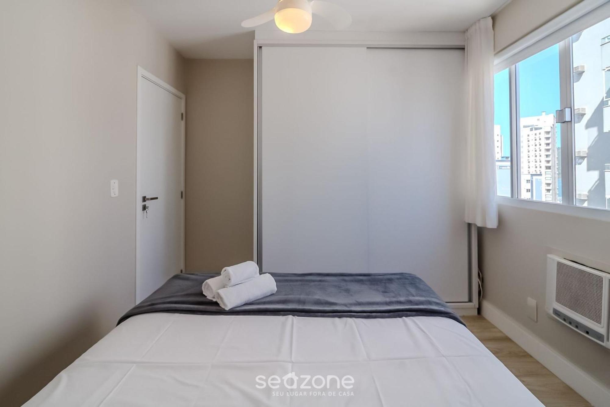 Apartamento Vista Mar A 200m Da Ebc0603 *